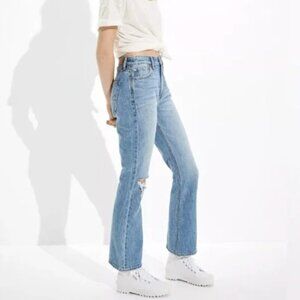 American Eagle Ripped Highest Rise '90s Flare Jean Size 6/28